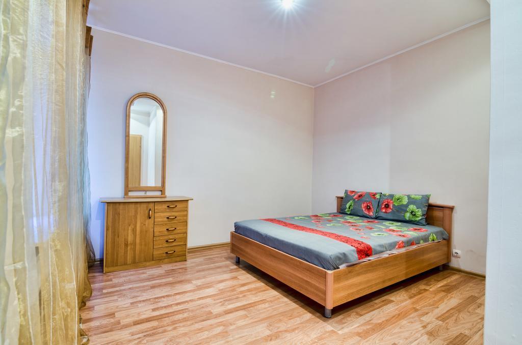 Apartamenty Lesi Ukrainky 17 Lviv Eksteriør bilde