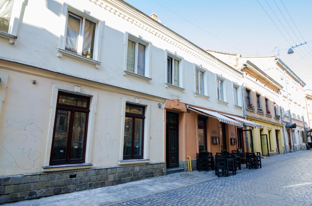 Apartamenty Lesi Ukrainky 17 Lviv Eksteriør bilde